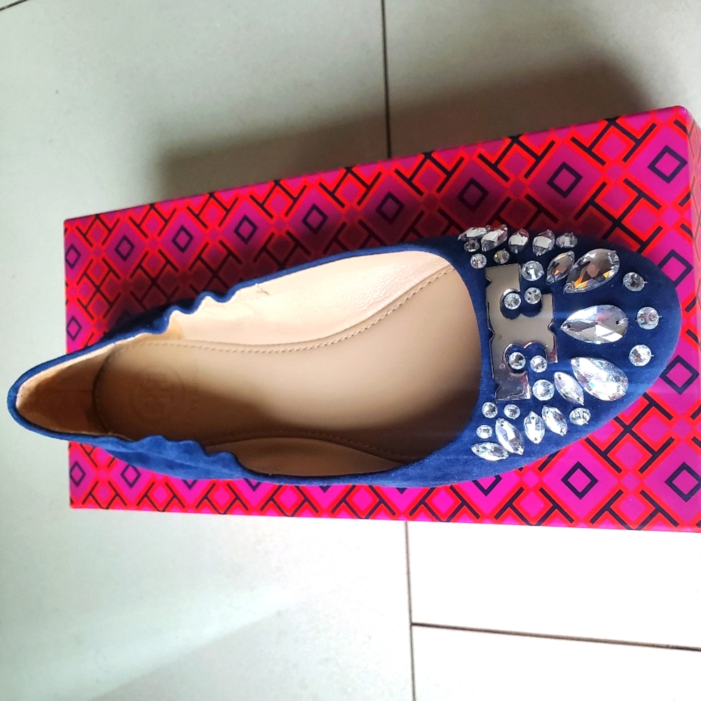 New Tory Burch shoes size 6